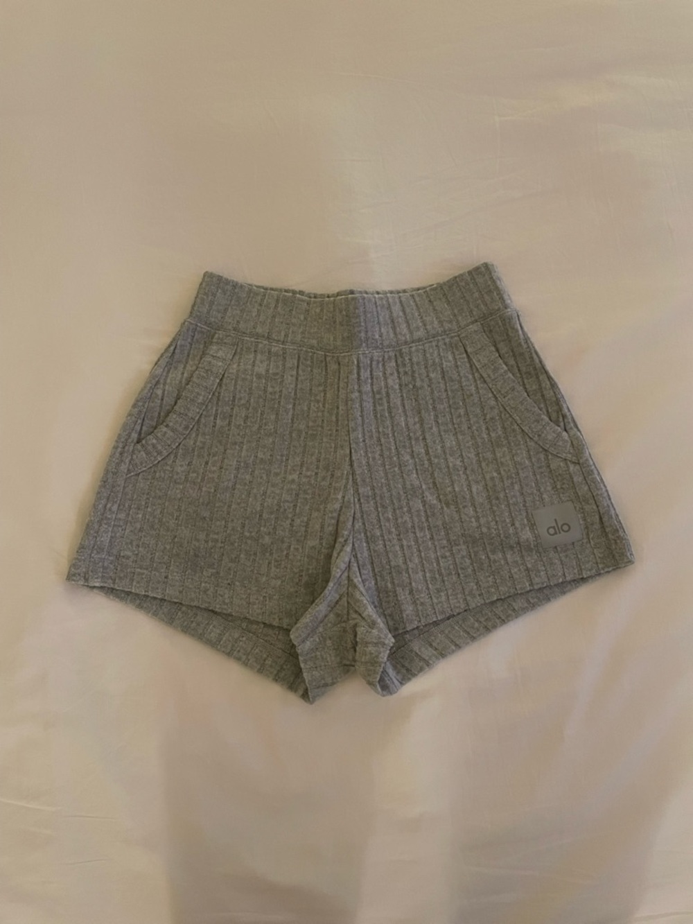 ALO Yoga Ribbed Gray Lounge Shorts